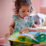 AVENT SUCETTE ORTHO 6-18M GRL ELEP/PENG - SCF080/08 – Image 3