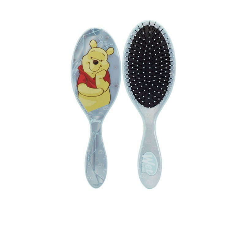 wet-brush-disney-100-original-detangler-whinnie-1.jpg Wet Brush Disney 100 Original Detangler Winnie the Pooh – Brosse Démêlante Édition Limitée – Image 1